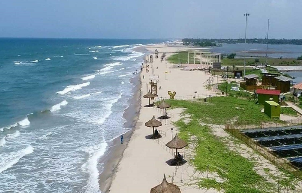 Eden –Blue Flag Beach <br> 16.5km from Conch